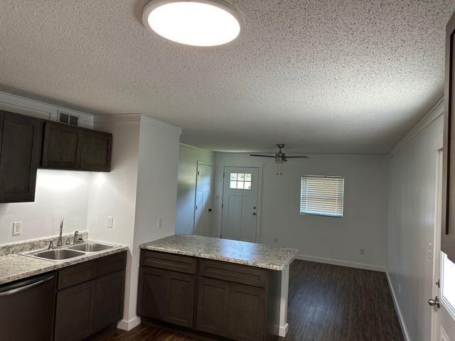 518 Pine Ave, Cookeville, TN 38501