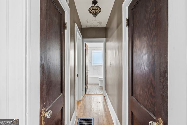 1933 Mercer Avenue, College Park, GA 30337