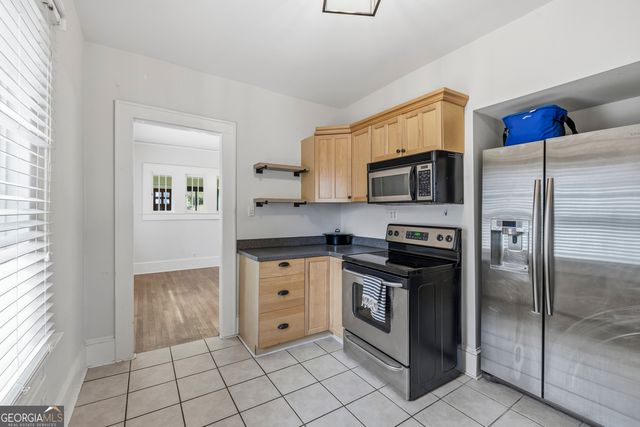 1933 Mercer Avenue, College Park, GA 30337