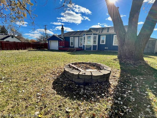 27516 Long Street, Livonia, MI 48152