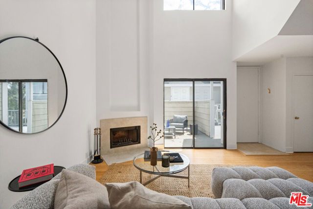 4658 Don Lorenzo Drive G, Los Angeles, CA 90008