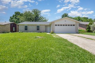 1215 Mulberry Lane, Mesquite, TX 75149