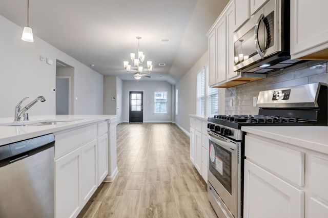 6823 Escondido Drive, Rosharon, TX 77583