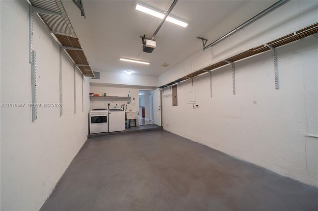 5327 SW 40th Ave, Dania Beach, FL 33314