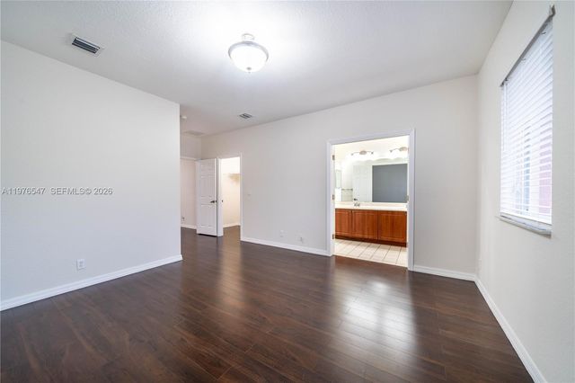 5327 SW 40th Ave, Dania Beach, FL 33314