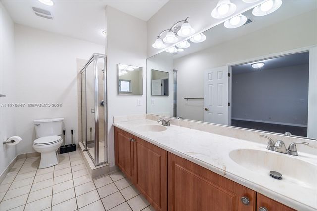 5327 SW 40th Ave, Dania Beach, FL 33314