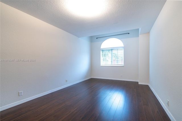 5327 SW 40th Ave, Dania Beach, FL 33314