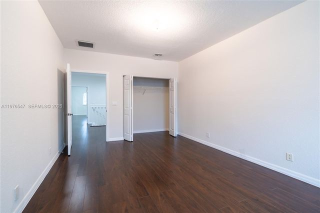 5327 SW 40th Ave, Dania Beach, FL 33314