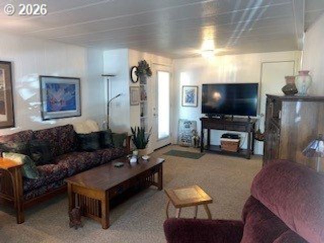 3530 E GAME FARM Rd 16, Springfield, OR 97477