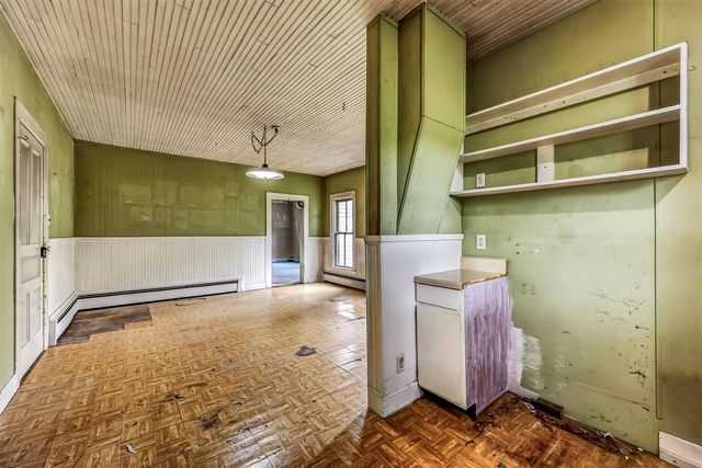 1085 S 96th Avenue, Shelby, MI 49455