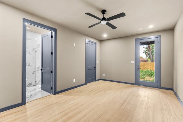 818 Lambert Street, Dallas, TX 75203