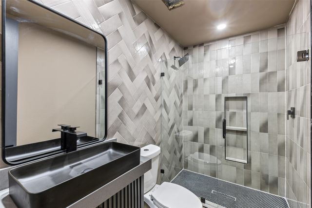 818 Lambert Street, Dallas, TX 75203