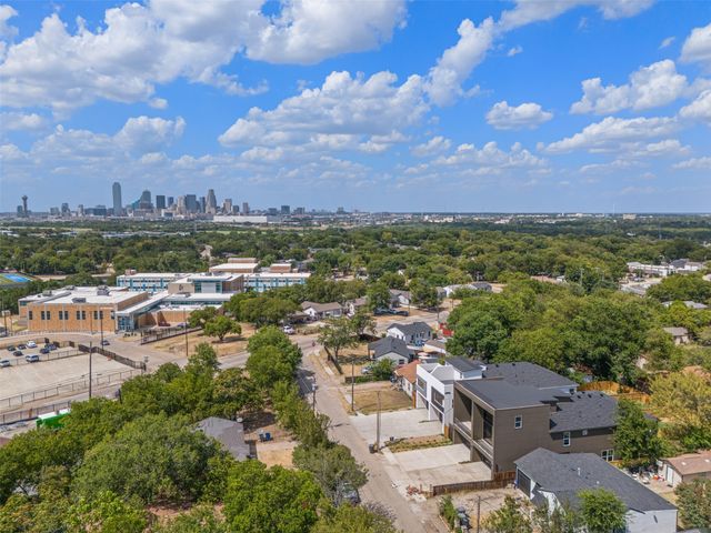 818 Lambert Street, Dallas, TX 75203