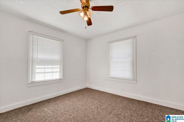 401 10TH AVENUE, Midfield, AL 35228