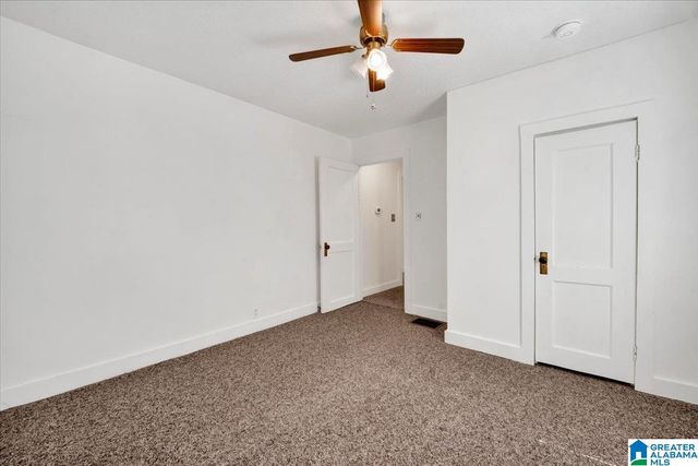 401 10TH AVENUE, Midfield, AL 35228