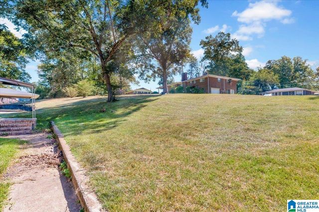 401 10TH AVENUE, Midfield, AL 35228