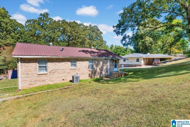 401 10TH AVENUE, Midfield, AL 35228