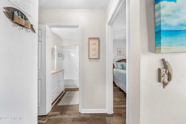 200 S Lake Park Boulevard S 3b, Carolina Beach, NC 28428