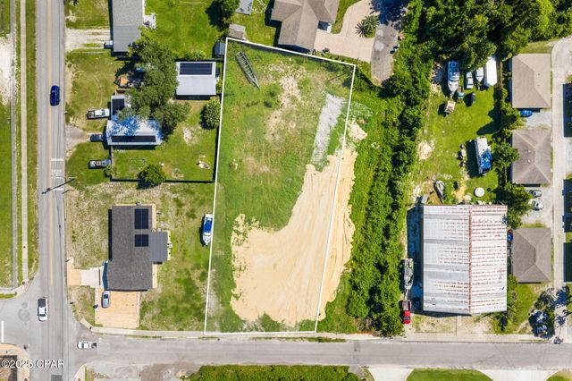 697 W 13th Street, Panama City, FL 32401