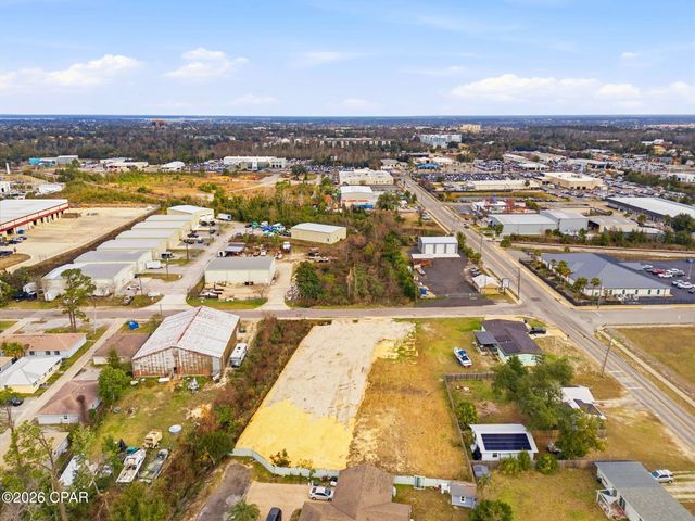 697 W 13th Street, Panama City, FL 32401