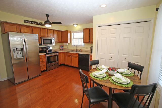 130 Abbeywood Court, Winchester, KY 40391