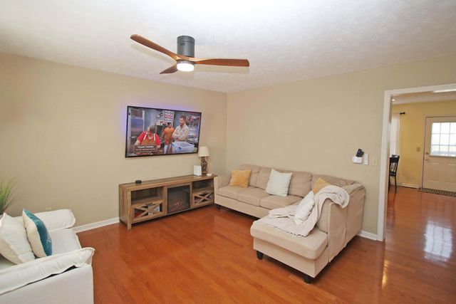 130 Abbeywood Court, Winchester, KY 40391