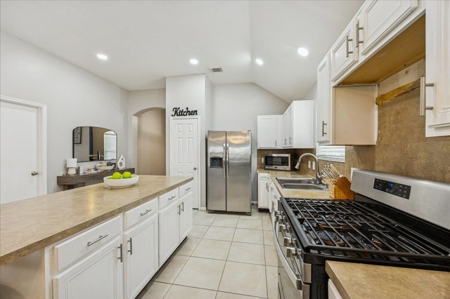 19214 Sky Timbers Lane, Katy, TX 77449