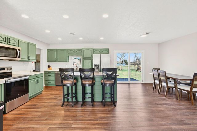 106 Ambey Lane, Vinton, OH 45686