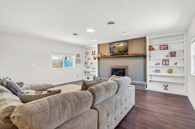 106 Ambey Lane, Vinton, OH 45686