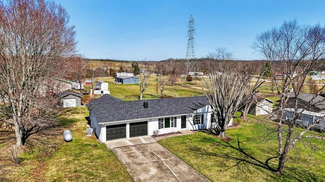 106 Ambey Lane, Vinton, OH 45686