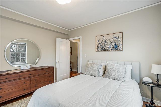 30-47 Hobart Street 4K, Woodside, NY 11377