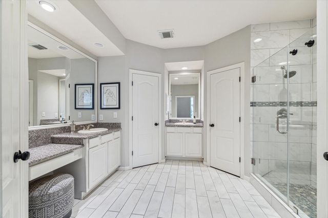 3310 Spring Landing Lane, Pearland, TX 77584