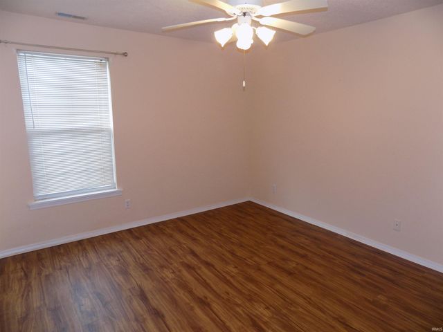 3513 N Stockwell Road, Evansville, IN 47715