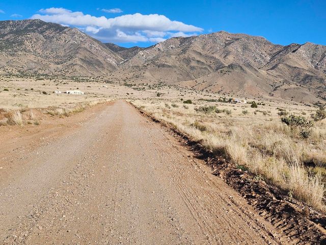 Tarugo Road, Belen, NM 87002