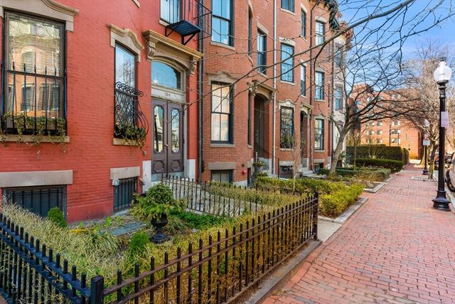 154 W Concord St 4, Boston, MA 02118