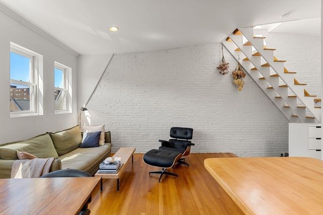 154 W Concord St 4, Boston, MA 02118