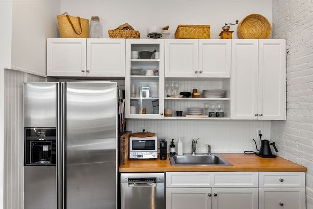 154 W Concord St 4, Boston, MA 02118