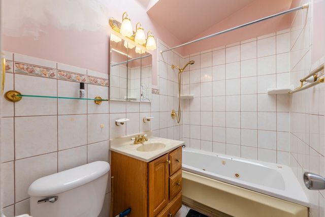 212 Berry Street, Park Forest, IL 60466