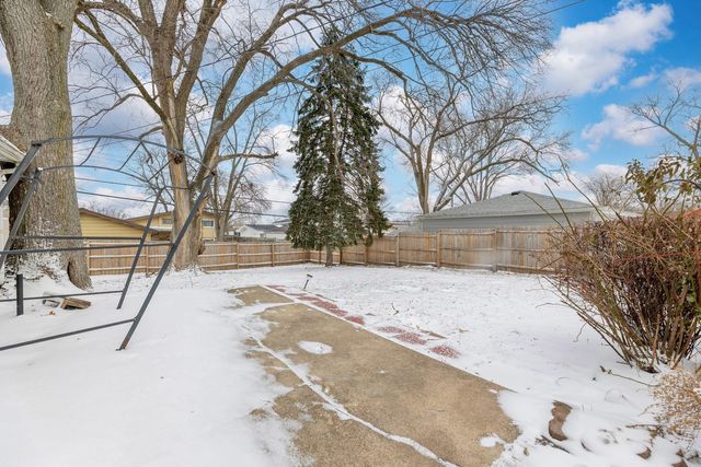 212 Berry Street, Park Forest, IL 60466