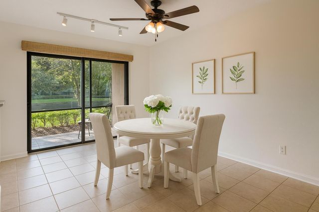2807 Veronia Drive 106, Palm Beach Gardens, FL 33410