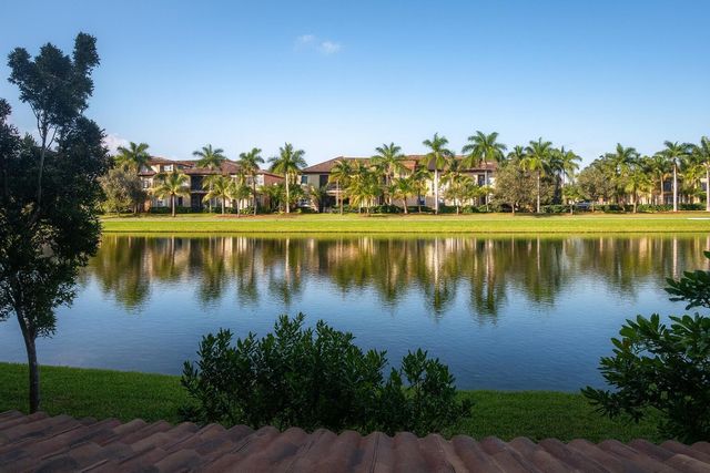 2807 Veronia Drive 106, Palm Beach Gardens, FL 33410