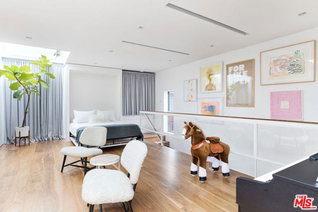 1201 CABRILLO Avenue, Venice, CA 90291