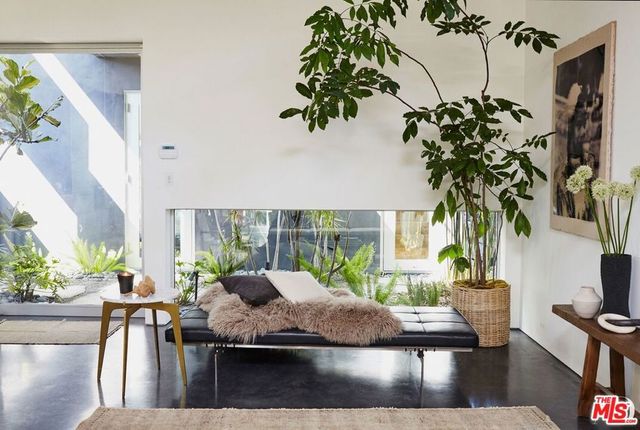 1201 CABRILLO Avenue, Venice, CA 90291