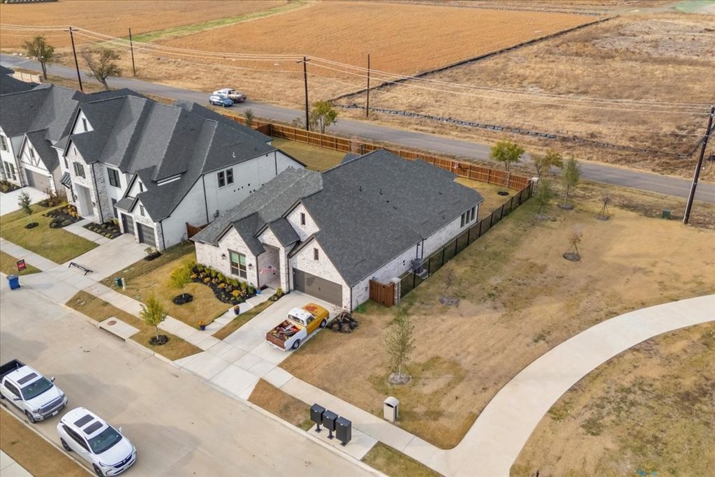 201 Barn Swallow Drive, Celina, TX 75009