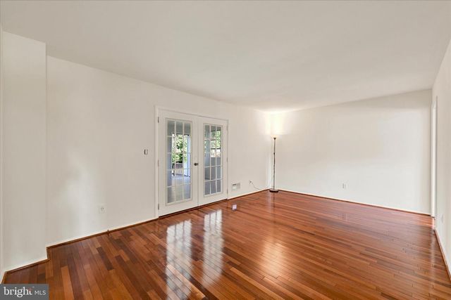127 W CHESTNUT HILL LN, Reisterstown, MD 21136