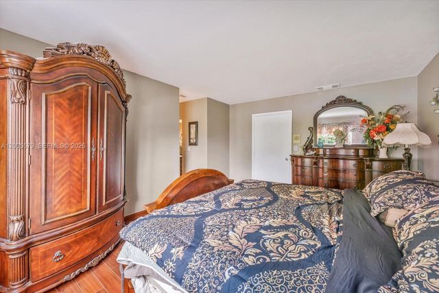 6430 SW 112th Pl, Miami, FL 33173