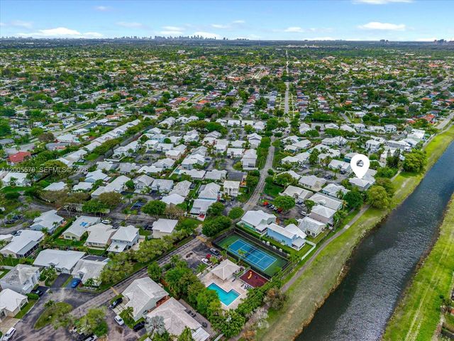 6430 SW 112th Pl, Miami, FL 33173