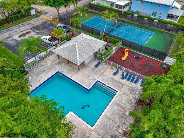 6430 SW 112th Pl, Miami, FL 33173