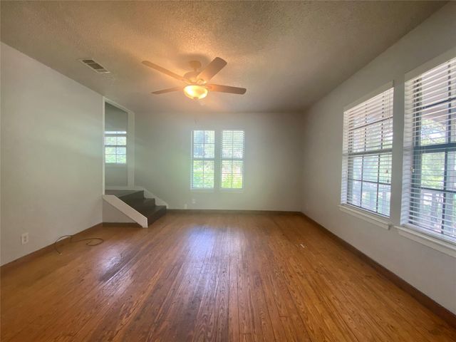 1609 W 11th ST, Austin, TX 78703