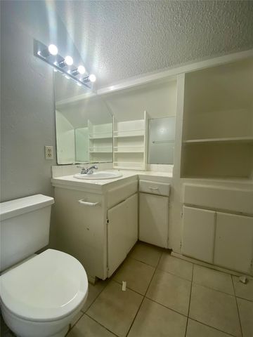 1609 W 11th ST, Austin, TX 78703
